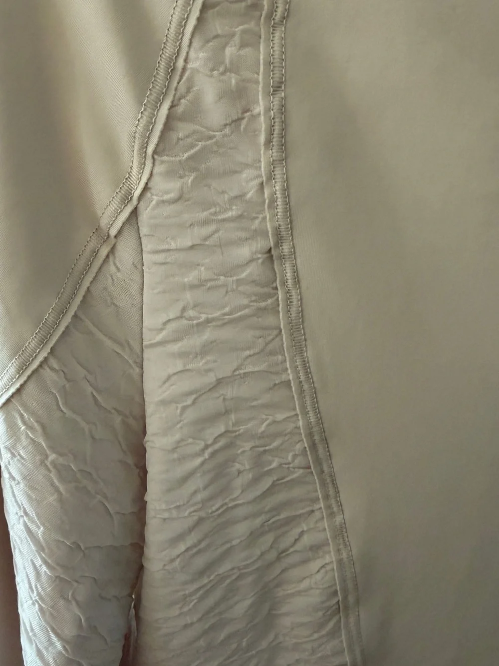 Nike Trail Dri-FIT Long-Sleeve Crop Running Top Light Beige Sz M EUC